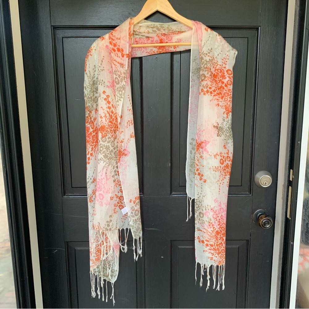 Saro Lifestyle Fringe Floral Print Scarf
